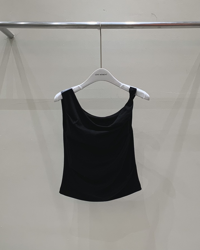 LOVE MOMENT韓國代購㊣女士新品25春夏時尚推薦熱賣吊帶背心LOVE MOMENT吊帶/背心圖色2
