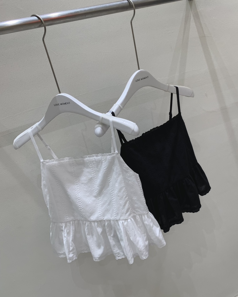 LOVE MOMENT東大門㊣直郵女裝新品休閑時尚職業吊帶背心蕾絲LOVE MOMENT吊帶/背心