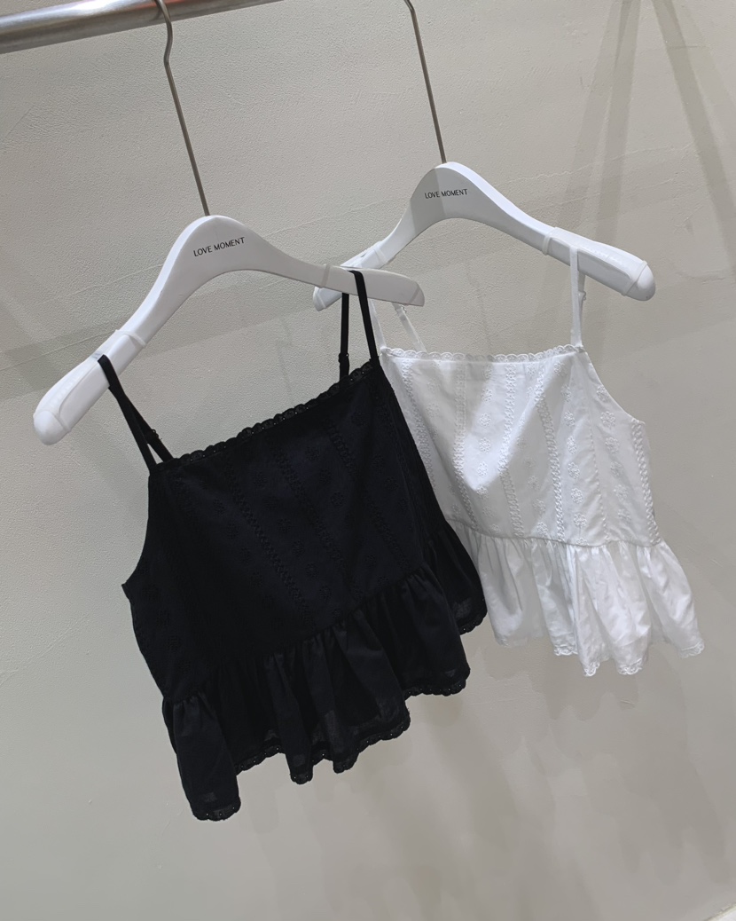 LOVE MOMENT東大門㊣直郵女裝新品休閑時尚職業吊帶背心蕾絲LOVE MOMENT吊帶/背心