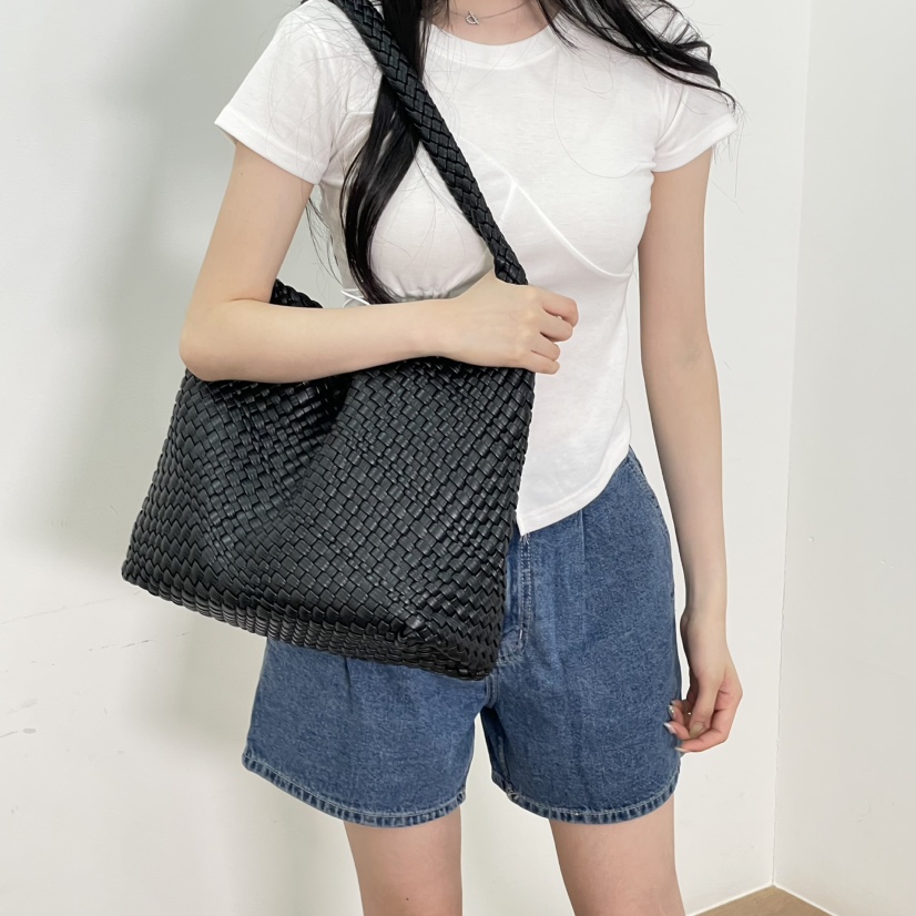 J PLACE韓國代購㊣女士新款推薦職業人氣25春夏單肩斜跨包J PLACE單肩/斜跨包