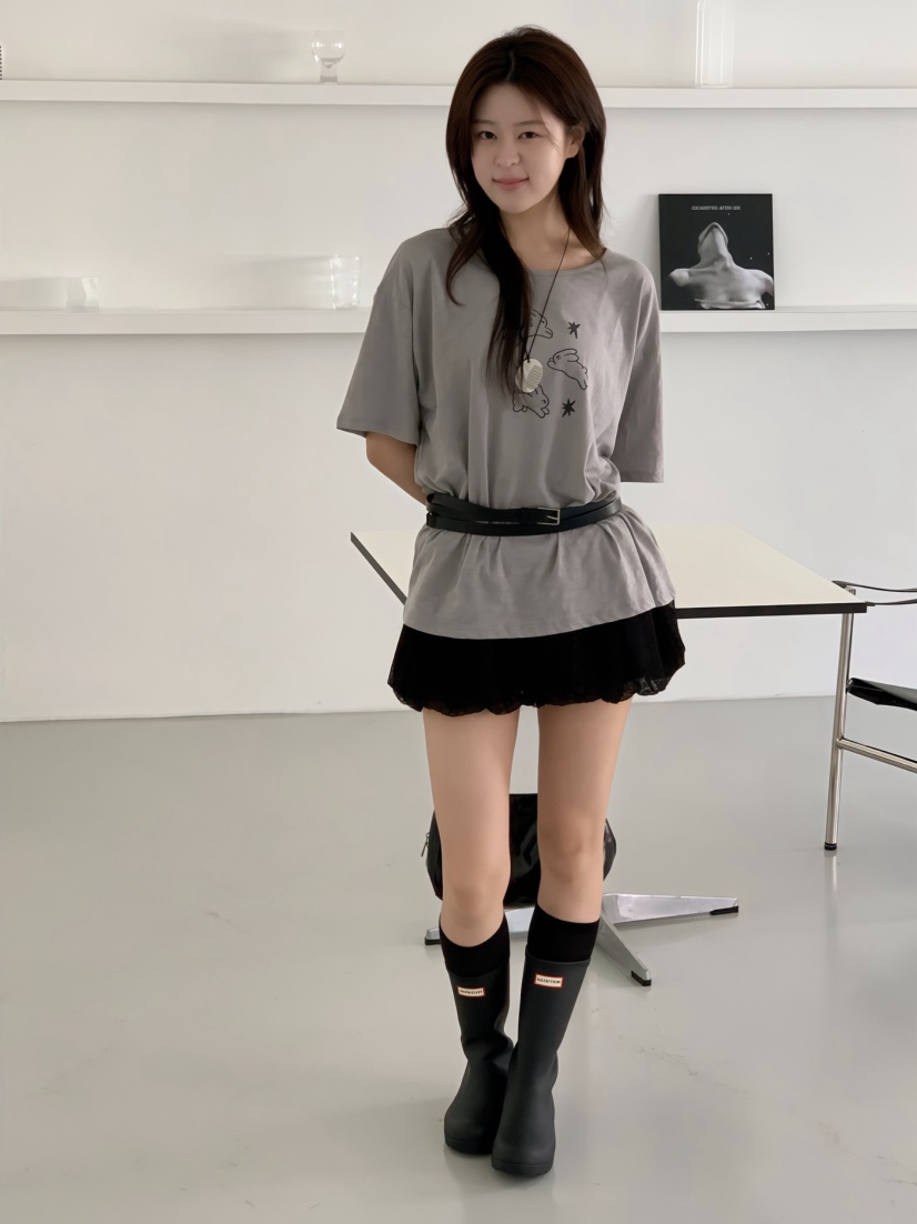 BEFORE SUNRISE東大門㊣直郵女士新款時尚人氣真品T恤兔子BEFORE SUNRISET恤