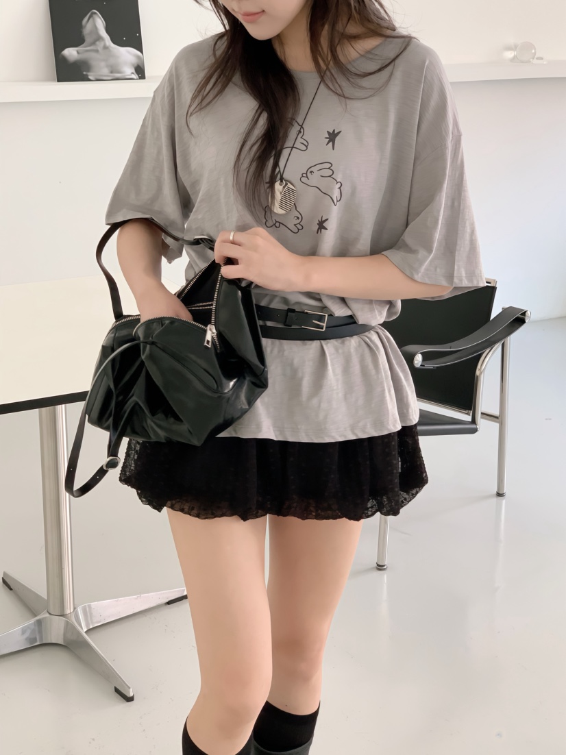 BEFORE SUNRISE東大門㊣直郵女士新款時尚人氣真品T恤兔子BEFORE SUNRISET恤