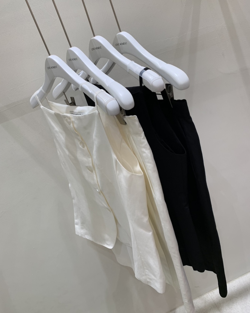 LOVE MOMENT東大門㊣直郵女裝新品職業時尚熱賣套裝套裝亞麻LOVE MOMENT套裝