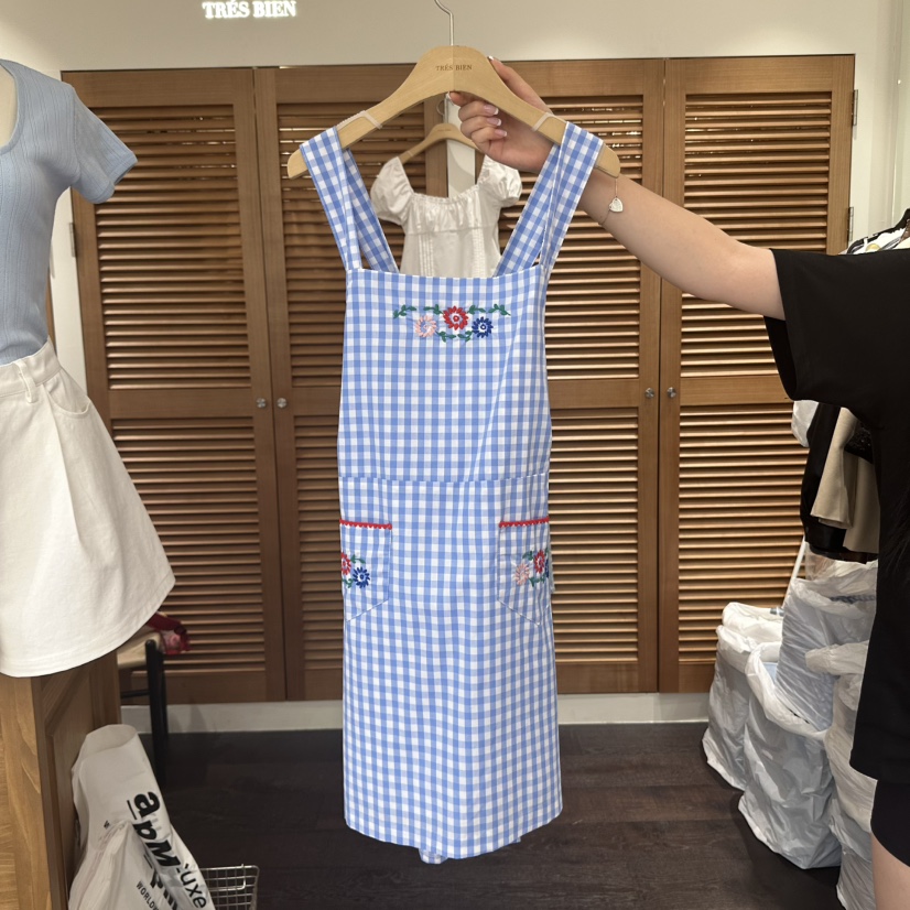 TRES BIEN東大門㊣代購女士新品人氣休閑真品推薦連衣裙刺繡TRES BIEN連衣裙圖色2實際價格53000