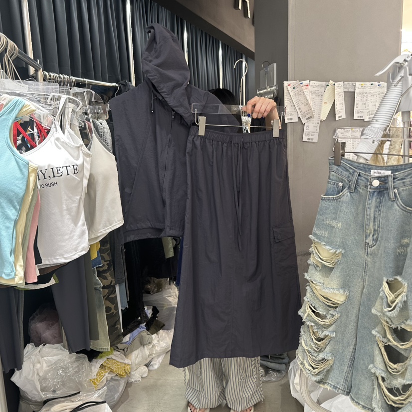 MOMAZU韓國代購㊣女士新款職業25春夏人氣熱賣休閑真品套裝MOMAZU套裝圖色2