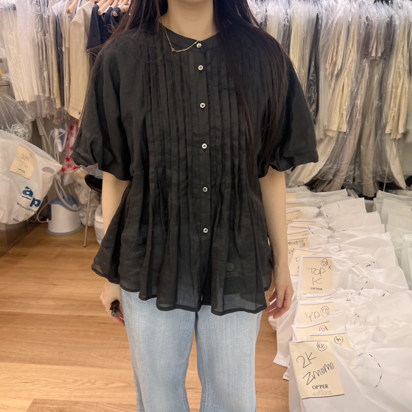 OP PER東大門㊣實拍女裝新款25春夏真品職業時尚襯衫蕾絲衫OPPER-simplebeige襯衫/蕾絲衫