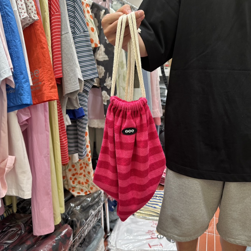 E/E/E韓國直郵㊣女裝新品職業時尚推薦人氣休閑25春夏雙肩背包E/E/E雙肩背包圖色2