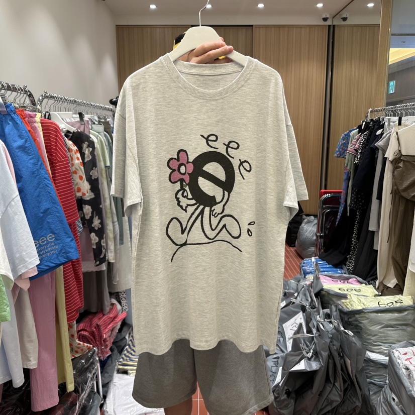 E/E/E東大門㊣代購女士新款真品時尚熱賣職業休閑人氣T恤E/E/ET恤圖色2