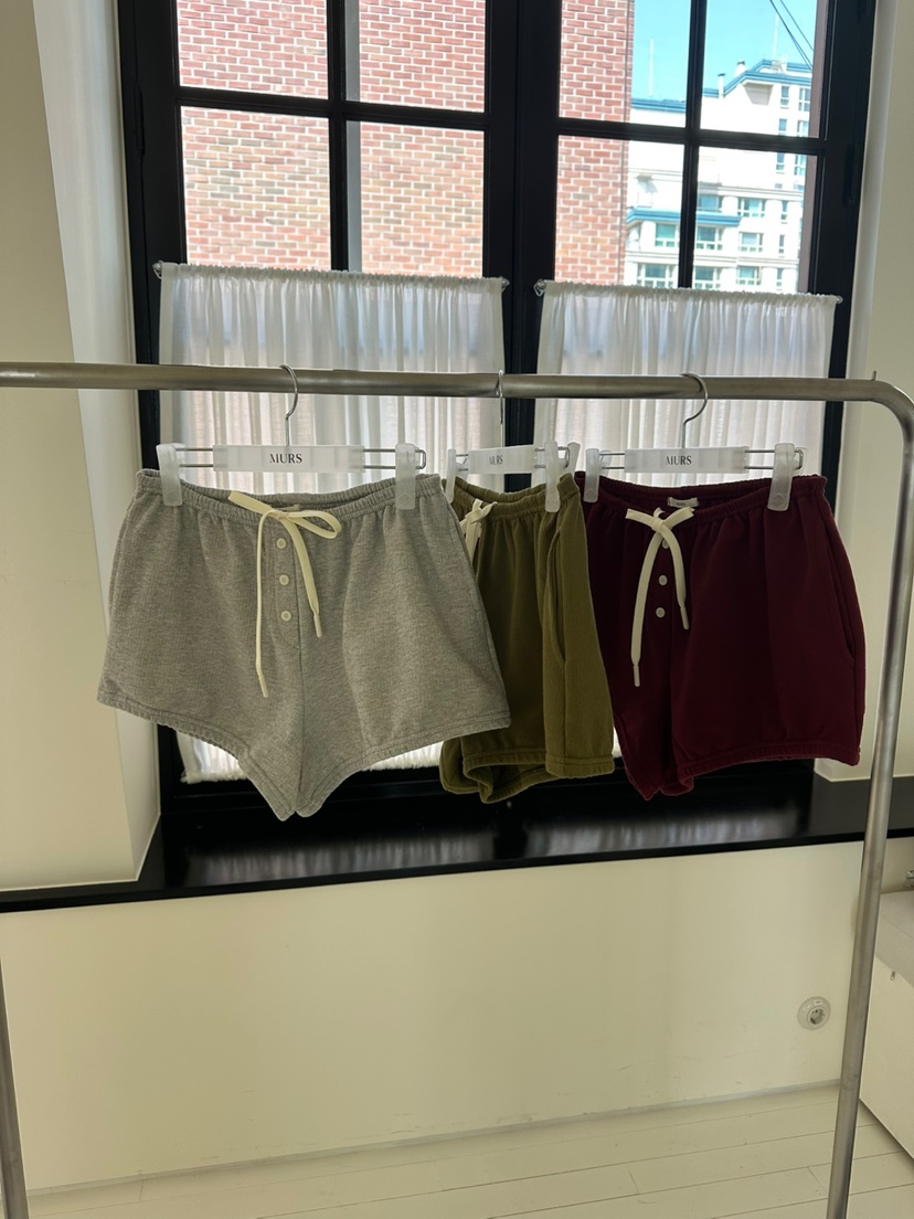 MURS韓國直郵㊣女裝新品人氣熱賣真品時尚推薦25春夏休閑短褲MURS短褲