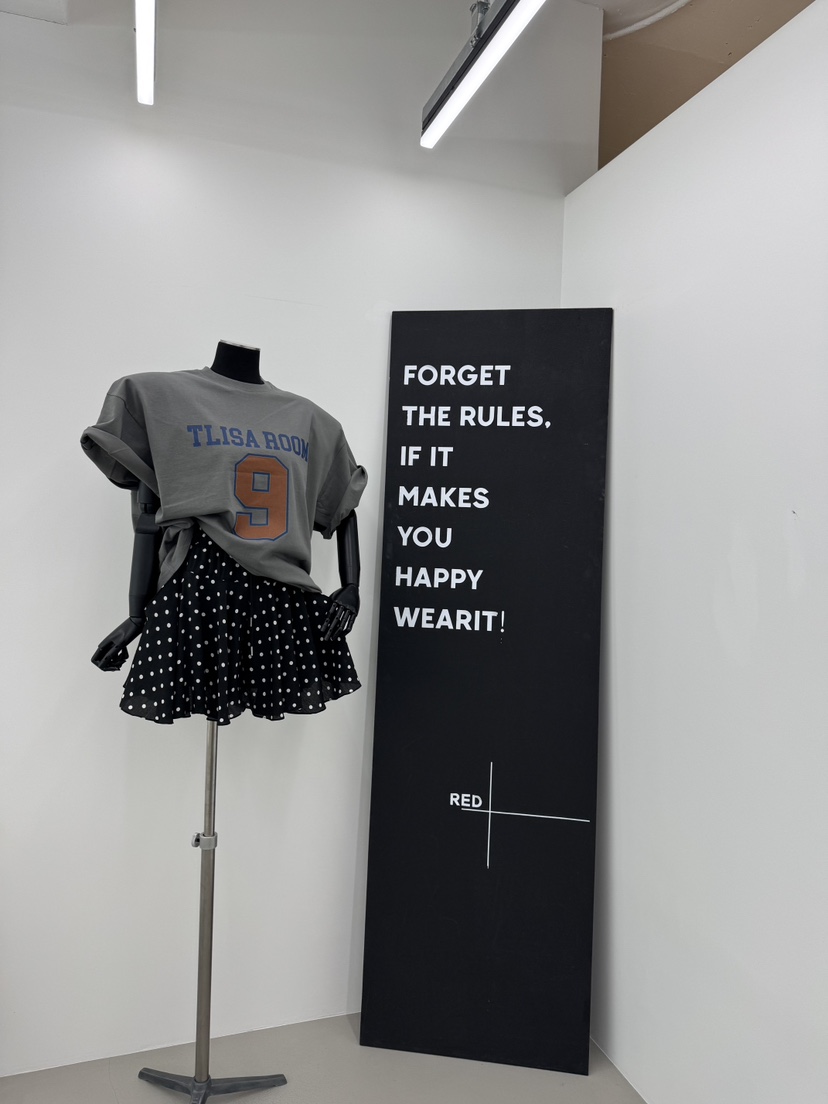RED-A東大門㊣代購女士新品休閑熱賣職業時尚真品人氣推薦T恤RED-AT恤