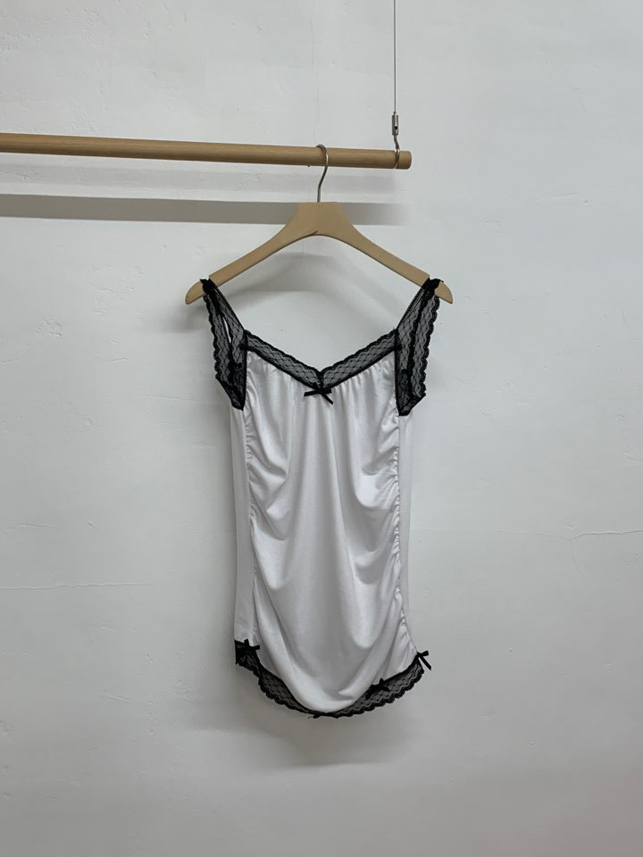 MORE THAN-P東大門㊣實拍女士新品職業休閑推薦人氣吊帶背心MORE THAN吊帶/背心