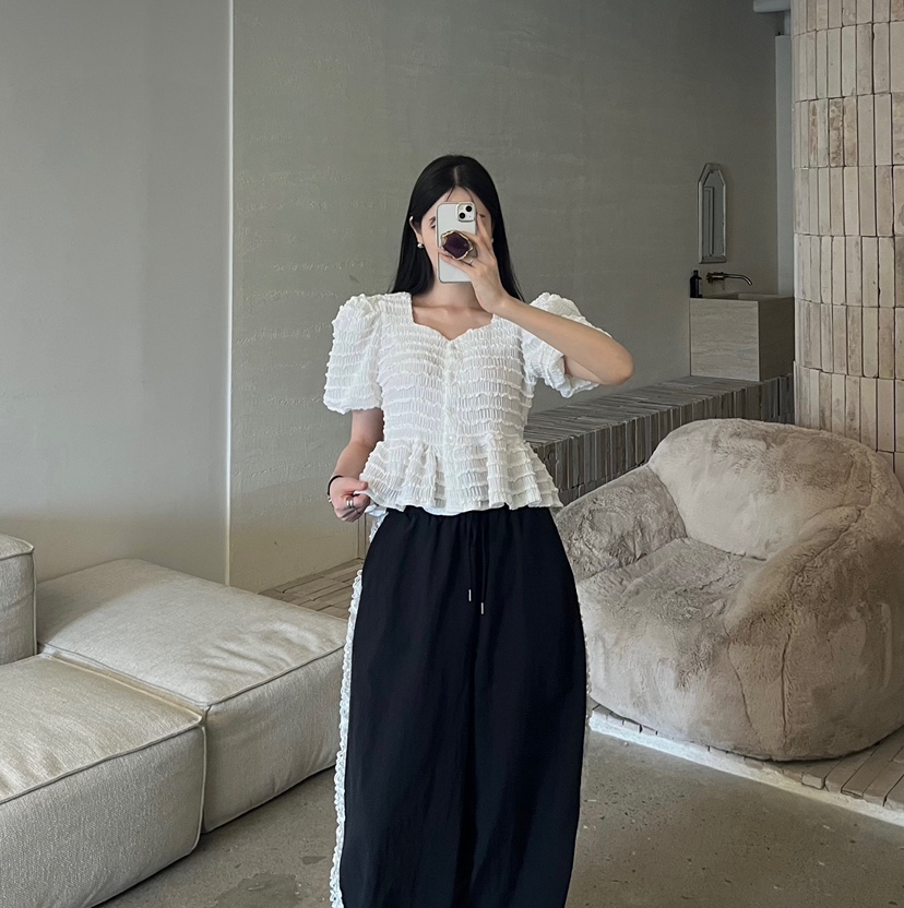 AMUSE SEOUL東大門㊣實拍女士新品時尚熱賣襯衫蕾絲衫柔軟AMUSE SEOUL襯衫/蕾絲衫
