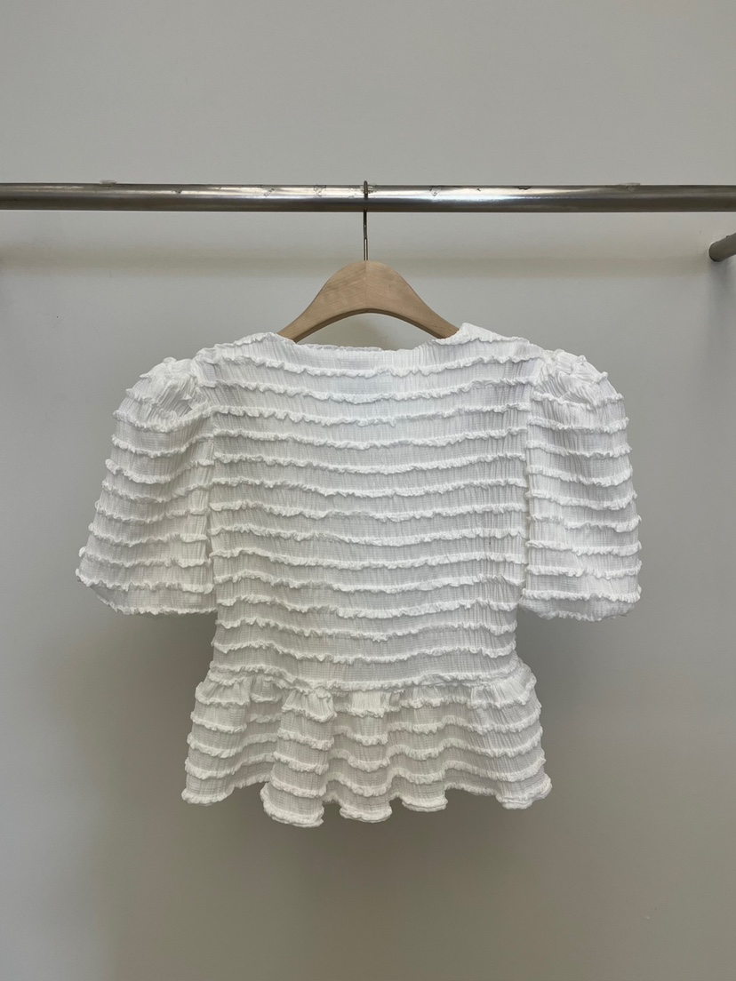 AMUSE SEOUL東大門㊣實拍女士新品時尚熱賣襯衫蕾絲衫柔軟AMUSE SEOUL襯衫/蕾絲衫