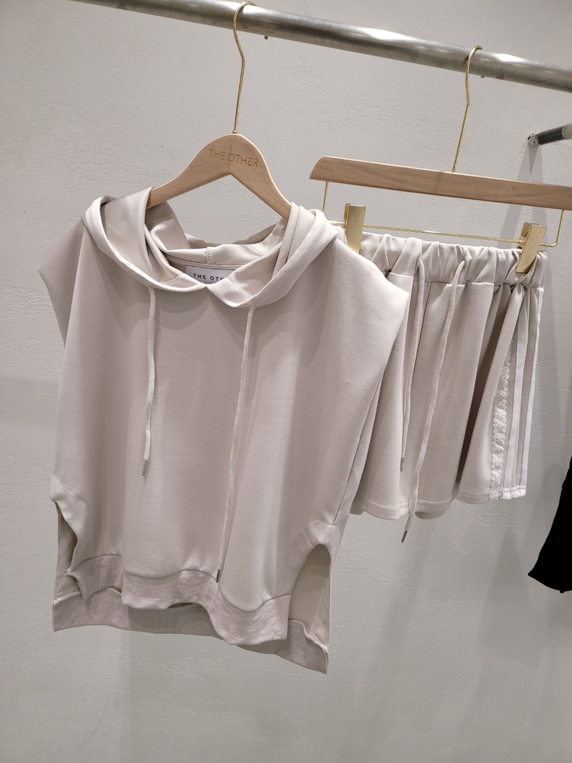 THE OTHER東大門㊣實拍女裝新品真品時尚套裝套裝兜帽蕾絲THE OTHER套裝圖色2