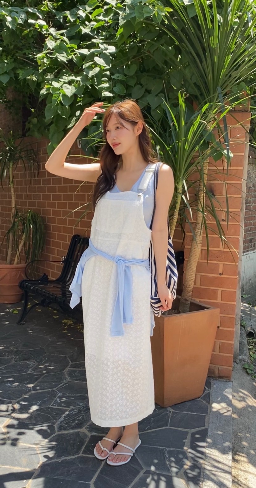 N BROWN東大門㊣直郵女士新品人氣推薦職業時尚連衣裙刺繡N BROWN連衣裙