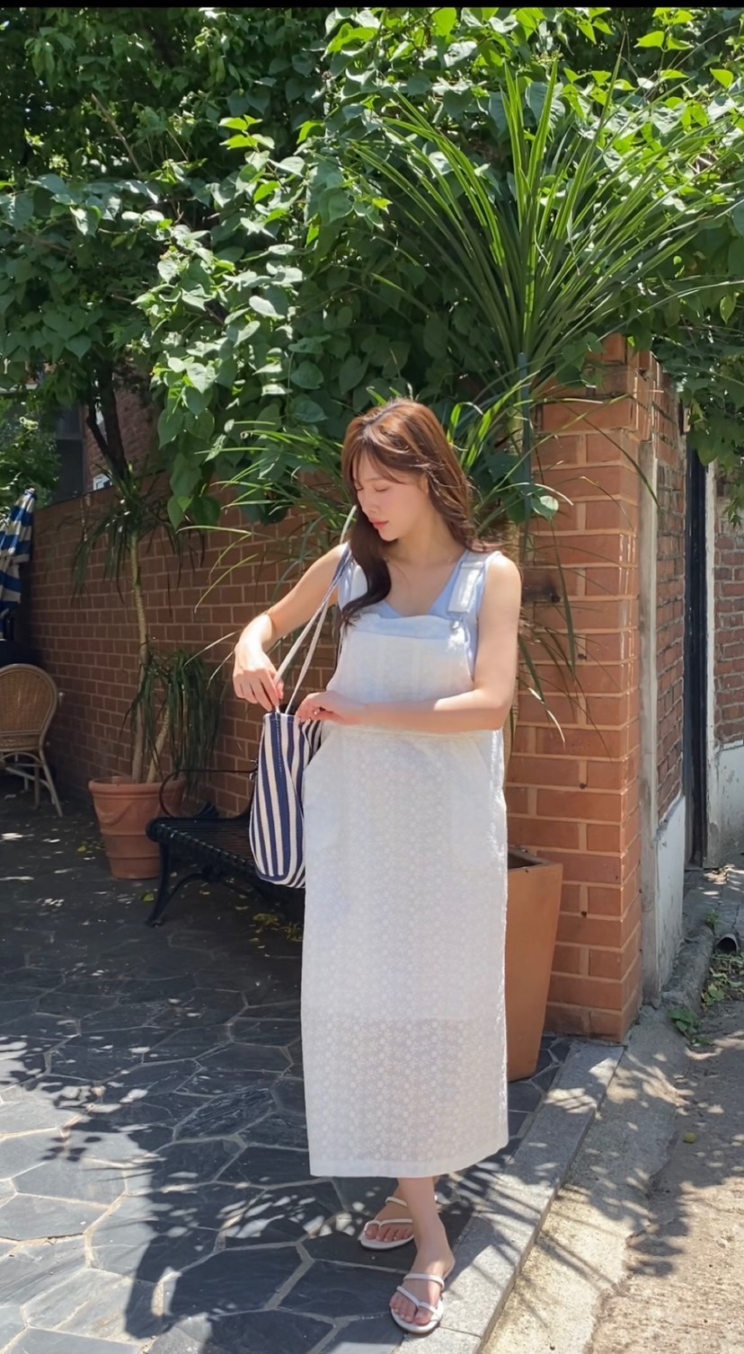 N BROWN東大門㊣直郵女士新品人氣推薦職業時尚連衣裙刺繡N BROWN連衣裙