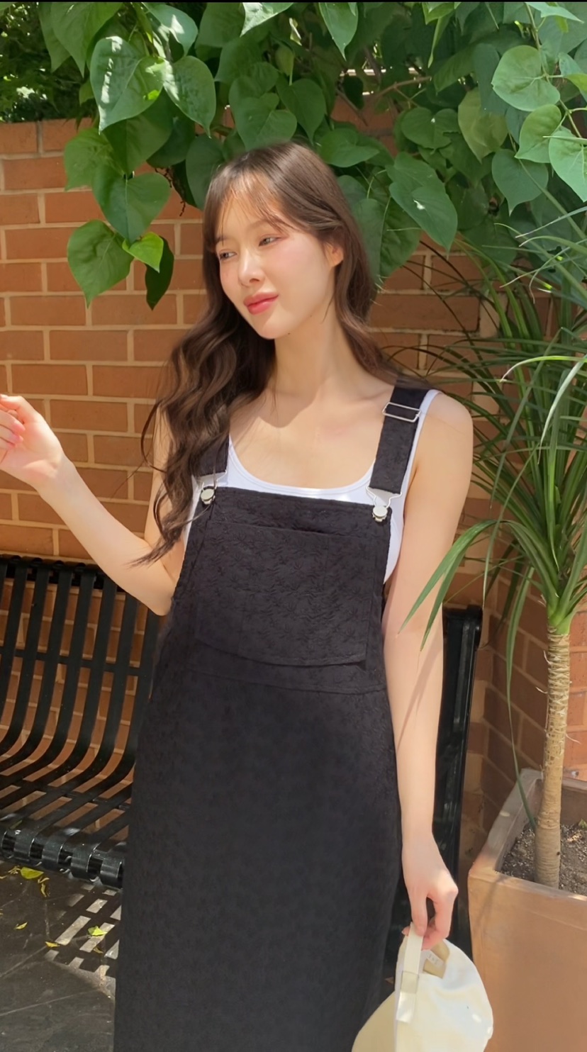 N BROWN東大門㊣直郵女士新品人氣推薦職業時尚連衣裙刺繡N BROWN連衣裙
