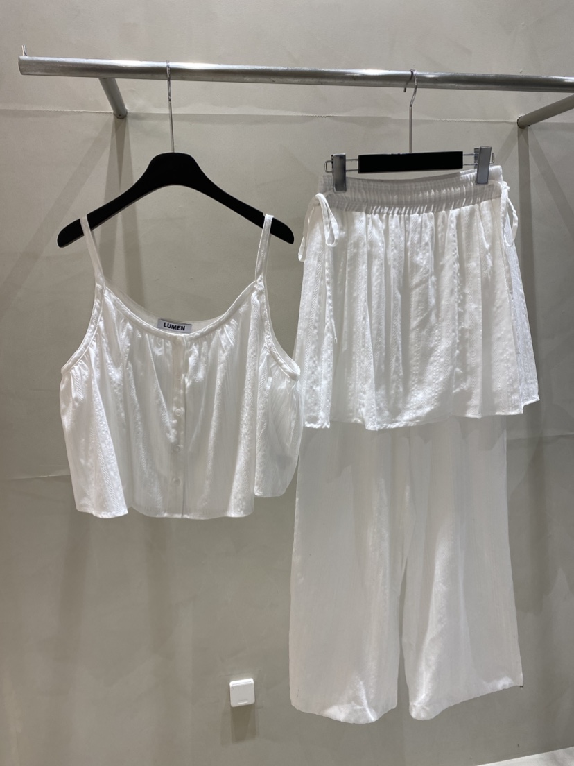 LUMEN-P韓國代購㊣女士新品職業時尚真品熱賣人氣吊帶背心LUMEN-P吊帶/背心