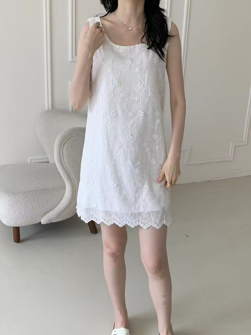 STRAWBERRY東大門㊣實拍女裝新款25春夏時尚推薦熱賣連衣裙STRAWBERRY連衣裙
