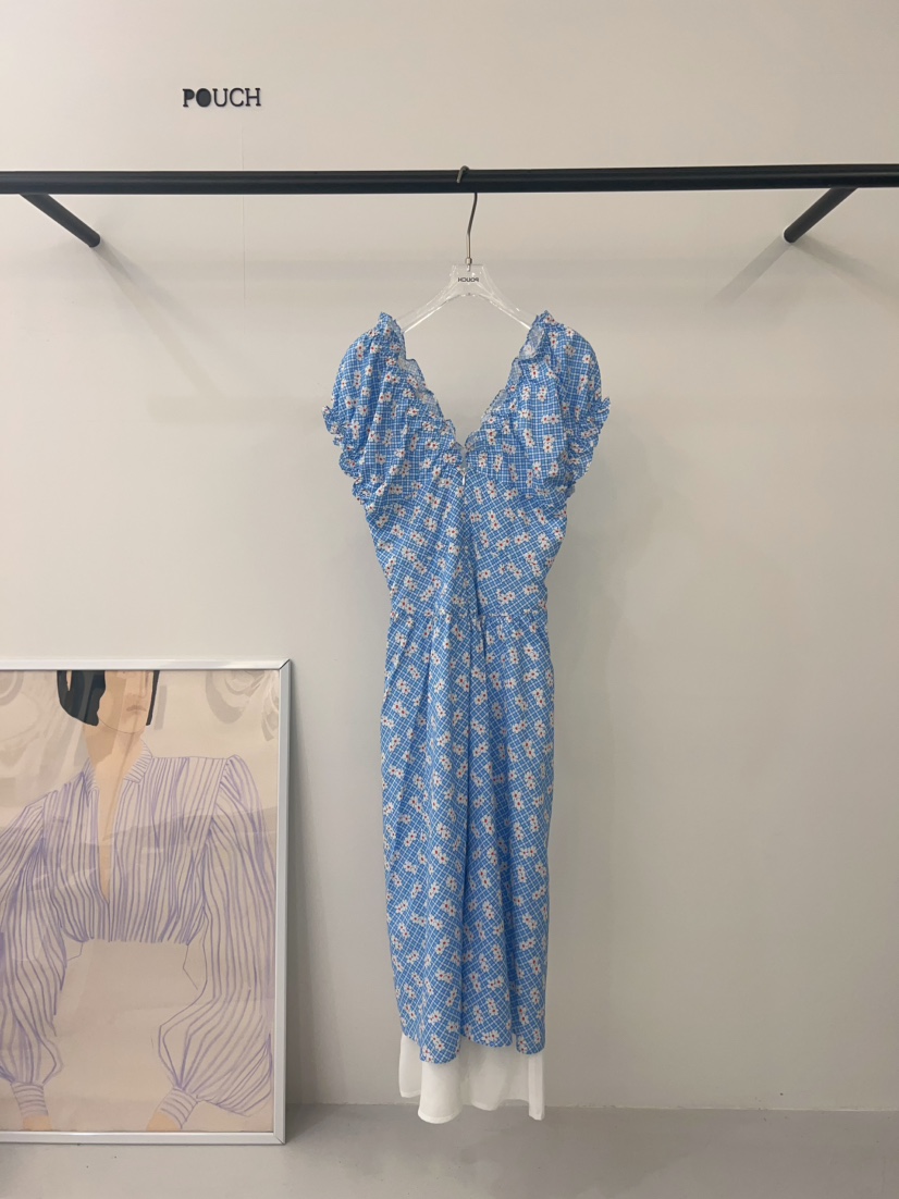 POUCH東大門㊣代購女士新品真品人氣25春夏熱賣推薦時尚連衣裙POUCH連衣裙