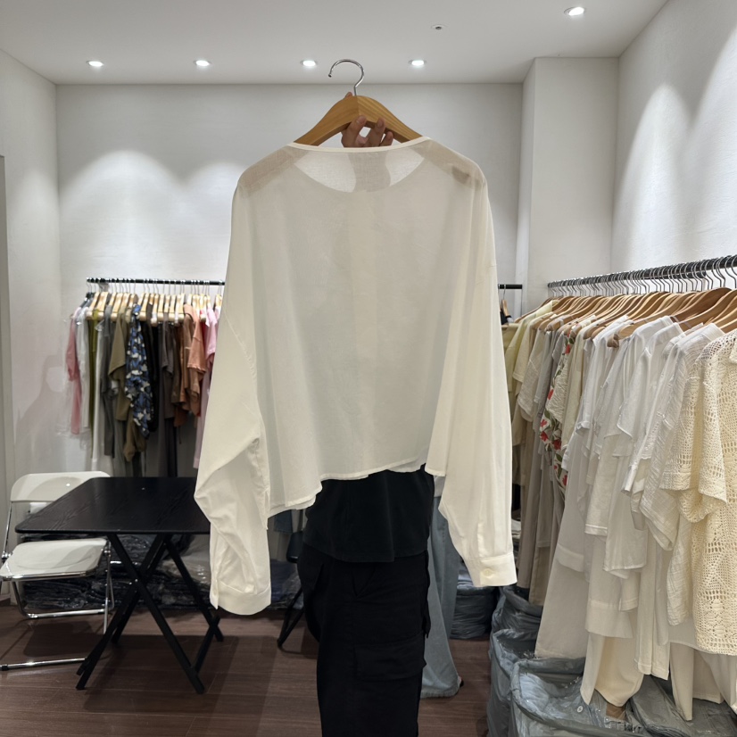 EPIC-S韓國代購㊣女裝新品熱賣真品25春夏休閑人氣襯衫蕾絲衫EPIC-S襯衫/蕾絲衫