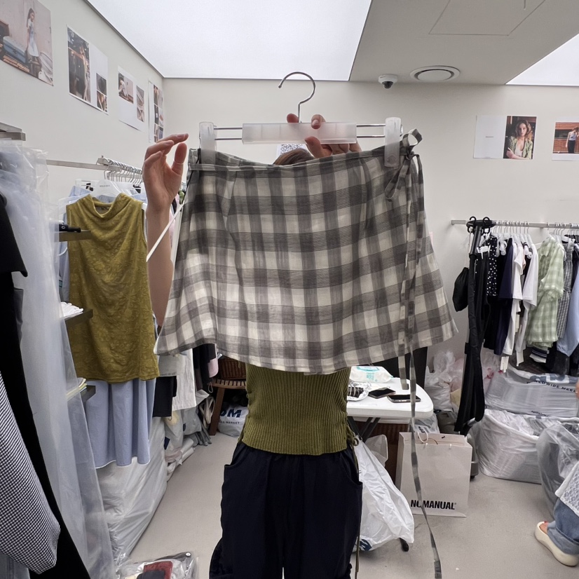 SOLD OUT韓國代購㊣女裝新品休閑25春夏推薦熱賣短裙含腰繩SOLD OUT短裙