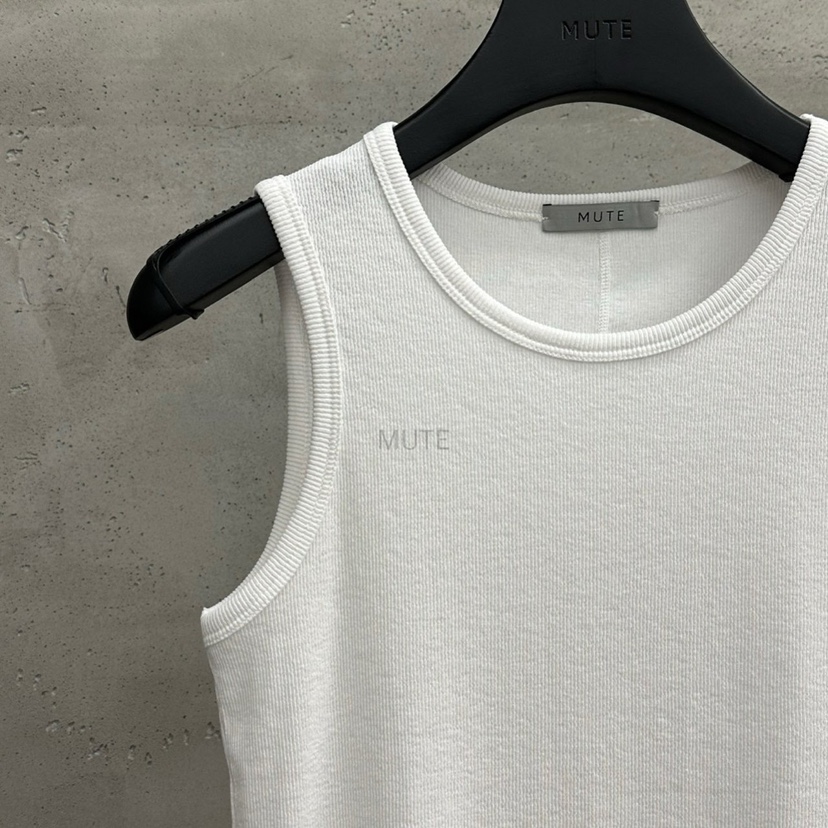 MUTE-P韓國代購㊣女裝新款時尚25春夏熱賣職業真品吊帶背心MUTE吊帶/背心