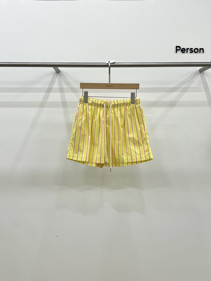 PERSON東大門㊣代購女士新品熱賣時尚真品職業推薦短褲條紋PERSON短褲圖色2
