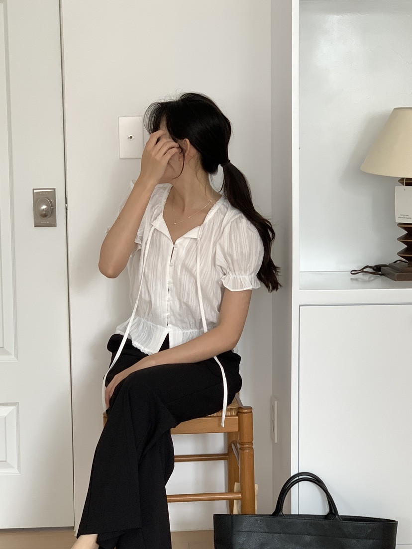 FRILL-T韓國直郵㊣女裝新款25春夏熱賣人氣時尚襯衫蕾絲衫FRILL-T襯衫/蕾絲衫