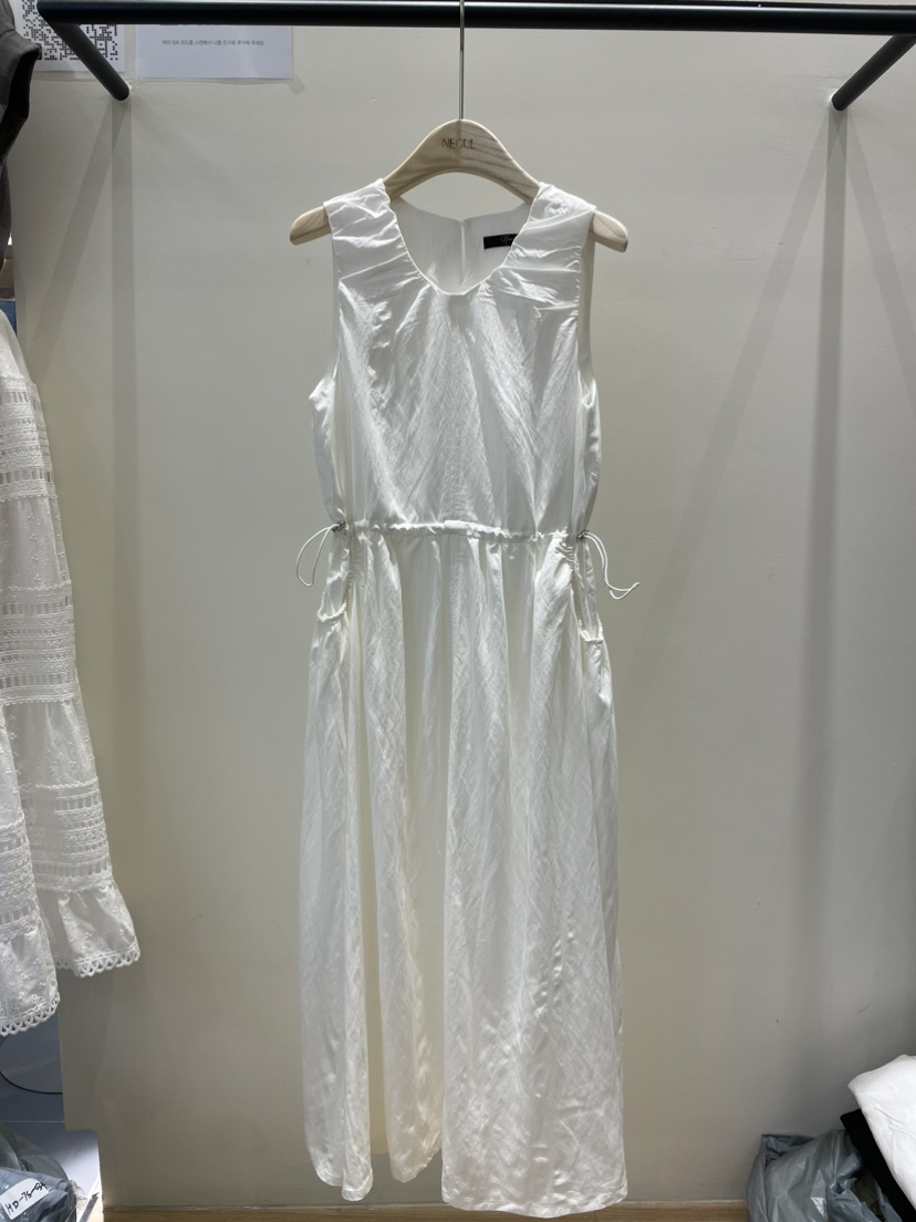 NEOUL韓國直郵㊣女士新品25春夏休閑推薦職業真品時尚連衣裙NEOUL/ahin雙領標簽連衣裙