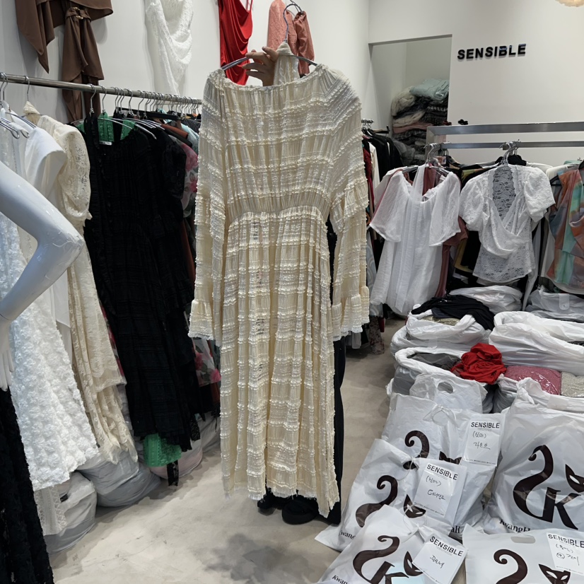 SENSIBLE-S東大門㊣直郵女裝新品真品休閑時尚熱賣連衣裙蕾絲SENSIBLE連衣裙