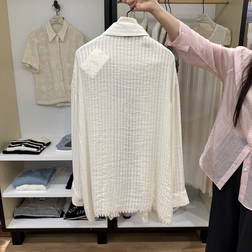MUYBIEN東大門㊣實拍女裝新款職業時尚熱賣真品25春夏襯衫蕾絲衫MUYBIEN襯衫/蕾絲衫