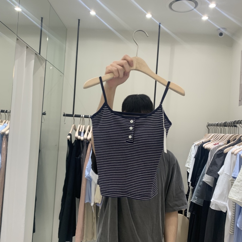 YUNBAL東大門㊣代購女裝新品時尚休閑人氣推薦25春夏吊帶背心YUNBAL吊帶/背心圖色3