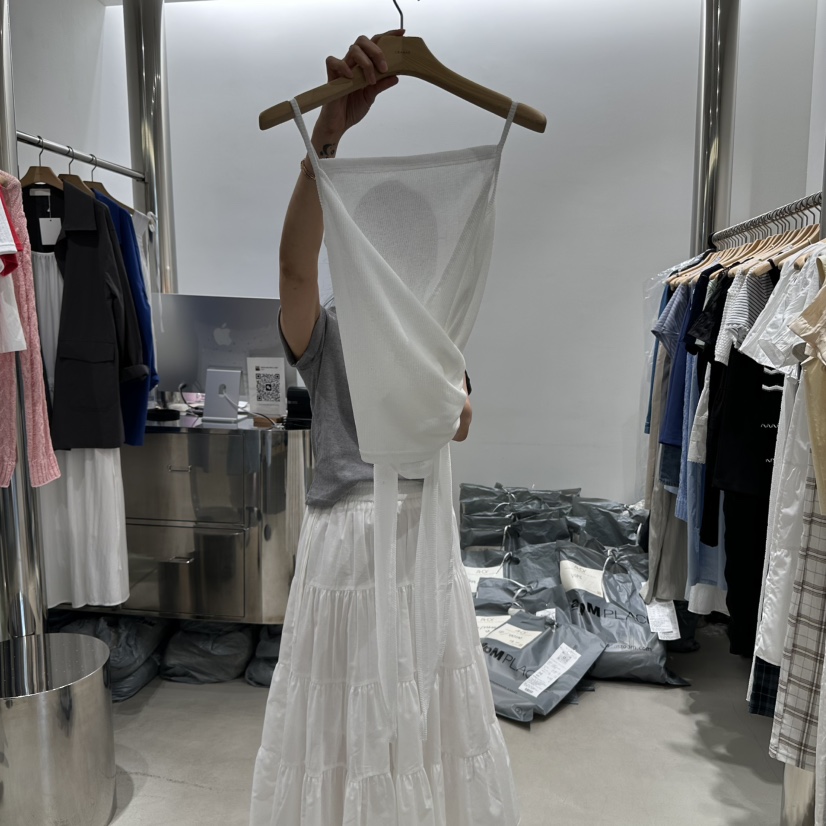 AHOY東大門㊣代購女裝新品時尚人氣真品25春夏推薦吊帶背心AHOY吊帶/背心圖色1