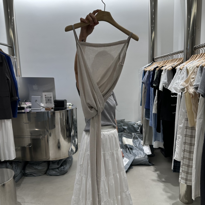 AHOY東大門㊣代購女裝新品時尚人氣真品25春夏推薦吊帶背心AHOY吊帶/背心圖色2
