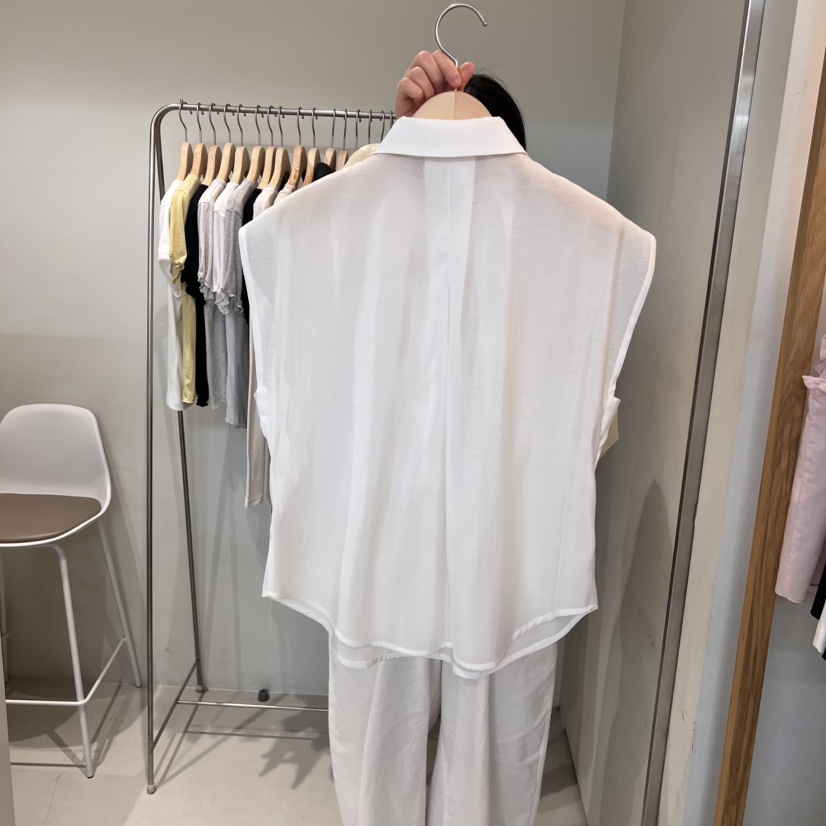 OUTRENE東大門㊣代購女裝新品人氣時尚休閑職業熱賣襯衫蕾絲衫OUTRENE襯衫/蕾絲衫