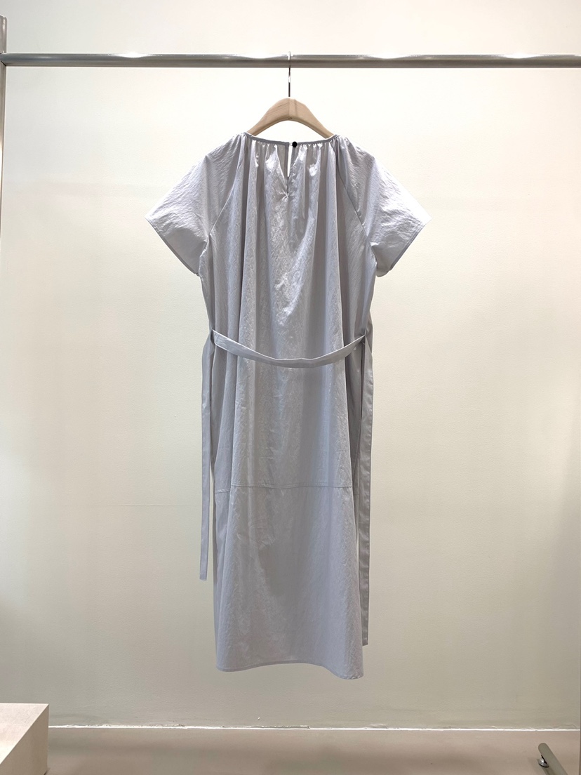 KNOCK東大門㊣代購女士新品真品休閑人氣推薦職業25春夏連衣裙KNOCK連衣裙