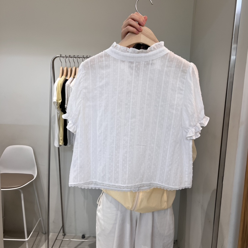 OUTRENE東大門㊣實拍女裝新品時尚推薦真品25春夏襯衫蕾絲衫OUTRENE襯衫/蕾絲衫