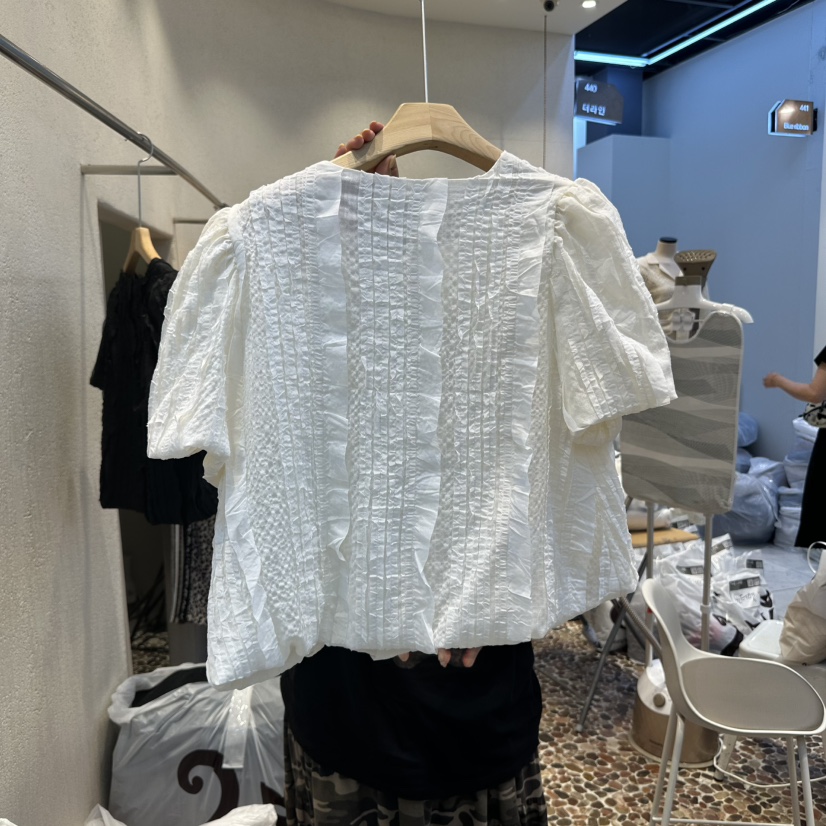 THE LINE-Q東大門㊣代購女裝新品25春夏襯衫蕾絲衫泡泡袖荷葉邊THE LINE-q襯衫/蕾絲衫