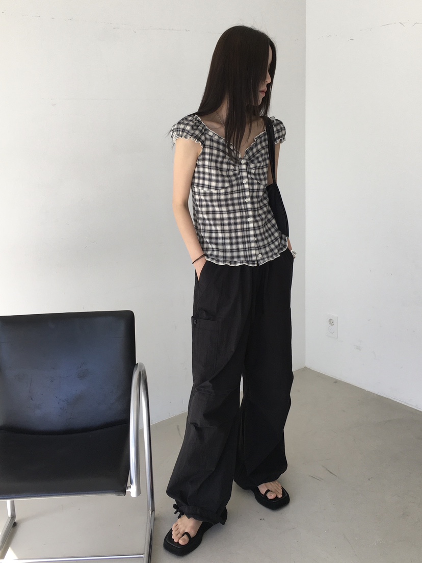 MONDAYMORING東大門㊣實拍女士新品時尚襯衫蕾絲衫格紋羅紋MONDAYMORING襯衫/蕾絲衫