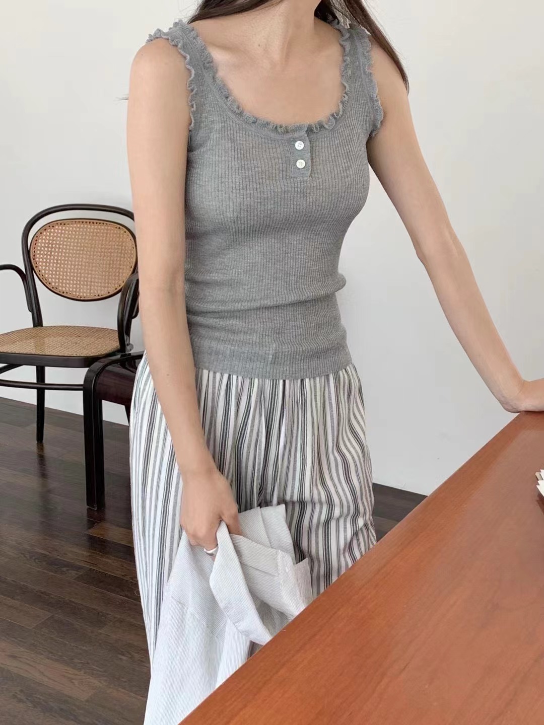 AN STAND韓國代購㊣女裝新款職業真品熱賣人氣休閑吊帶背心AN STAND-2件起吊帶/背心圖色4