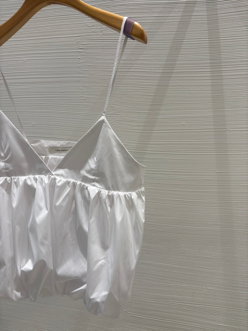 LUCY SALON韓國代購㊣女士新品25春夏推薦時尚職業吊帶背心LUCY SALON吊帶/背心