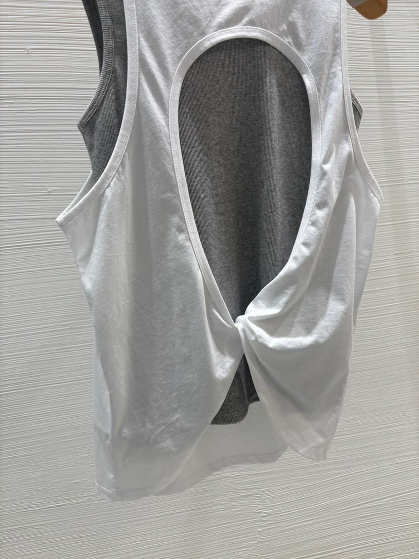 LUCY SALON韓國直郵㊣女士新品真品推薦人氣時尚套裝兩件套LUCY SALON套裝