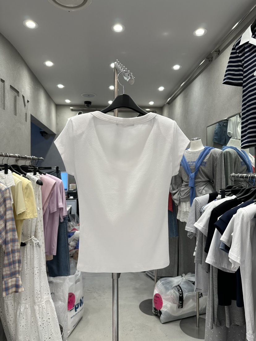 CELEBRITY-A韓國代購㊣女士新品熱賣25春夏職業人氣推薦T恤CELEBRITY-AT恤