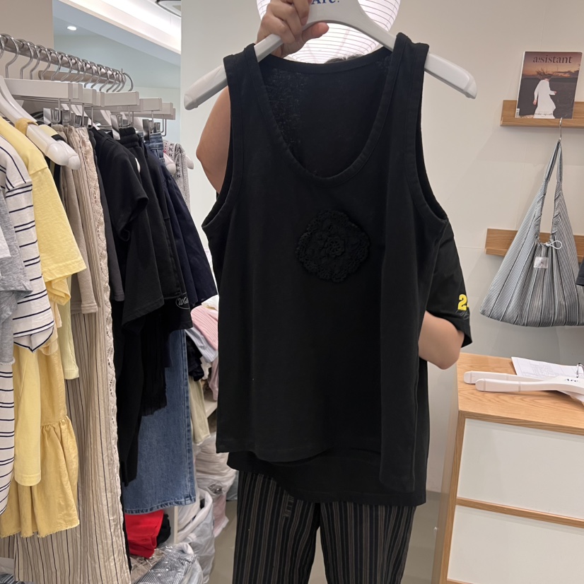 ARE東大門㊣代購女裝新品時尚25春夏職業人氣吊帶背心鉤針編織ARE YOU/ARE吊帶/背心圖色2