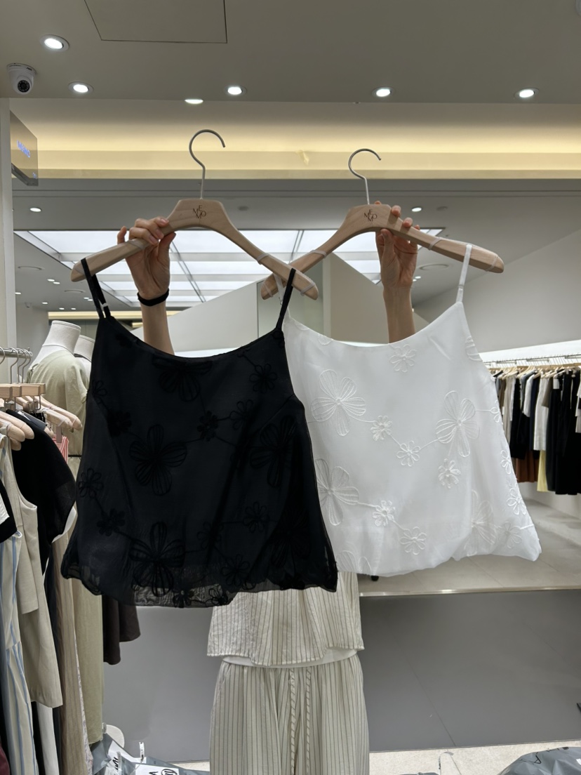 ME MO東大門㊣直郵女士新品真品時尚推薦熱賣人氣吊帶背心ME MO吊帶/背心