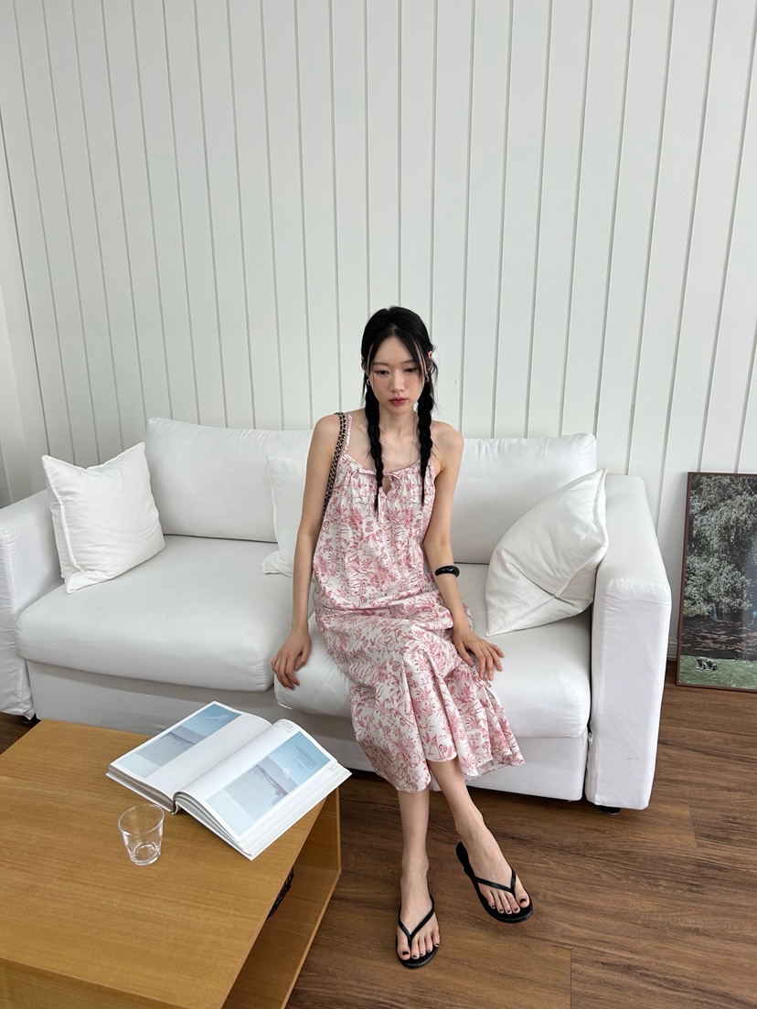 ME MO東大門㊣代購女裝新款推薦職業真品時尚25春夏連衣裙ME MO連衣裙