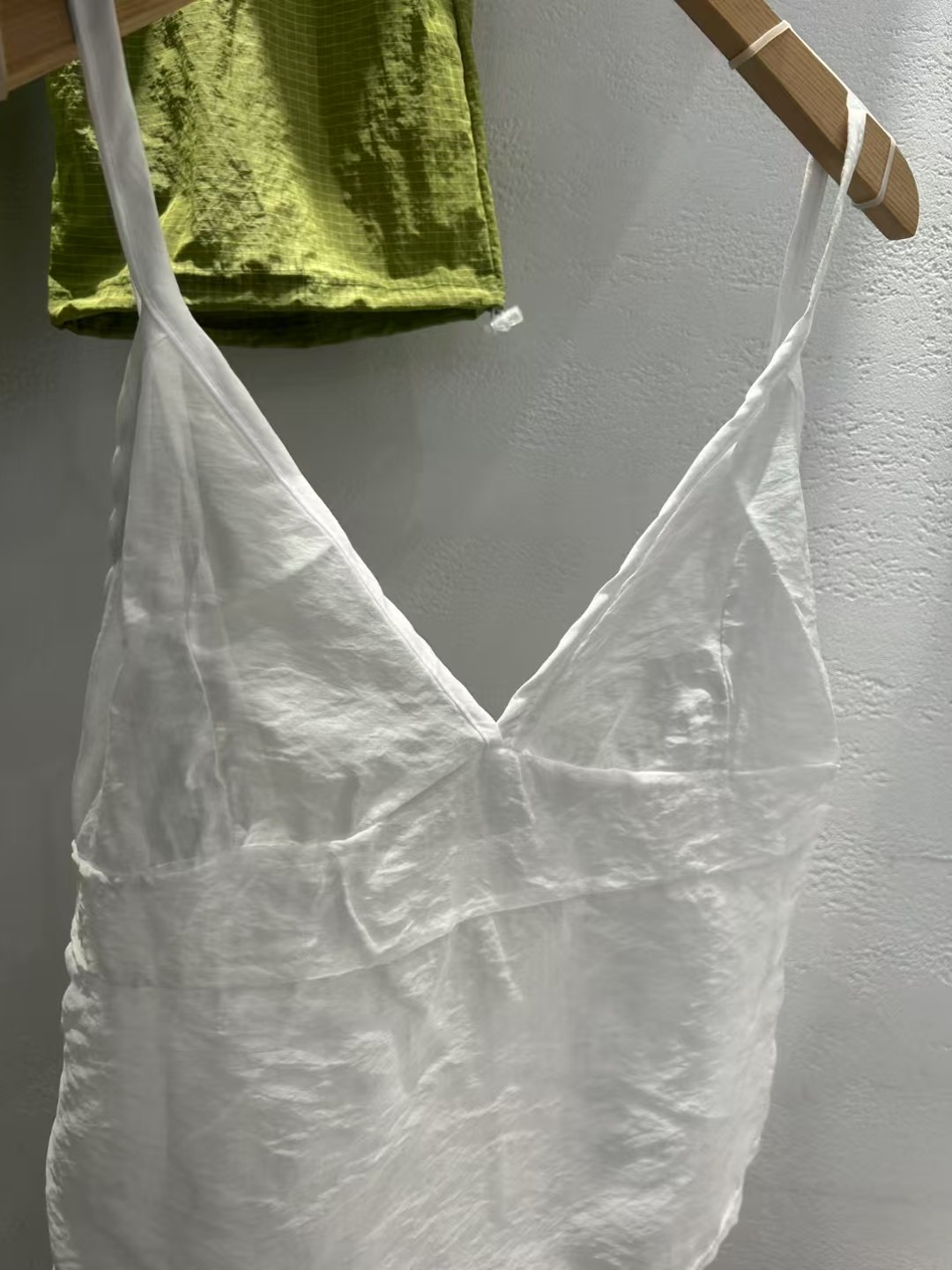 INBIBLE韓國代購㊣女裝新品推薦人氣熱賣真品休閑職業吊帶背心INBIBLE吊帶/背心圖色2