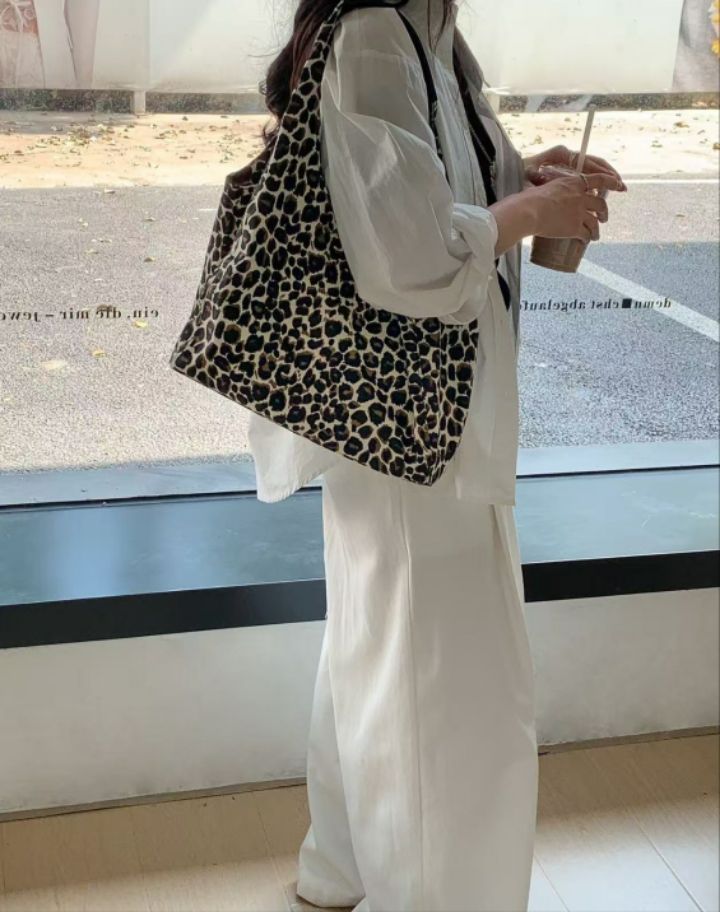 TROUVAILLE韓國代購㊣女士新款時尚真品職業25春夏單肩斜跨包TROUVAILLE單肩/斜跨包
