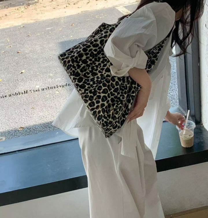 TROUVAILLE韓國代購㊣女士新款時尚真品職業25春夏單肩斜跨包TROUVAILLE單肩/斜跨包